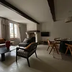 Apartment Au Vieux Bassin