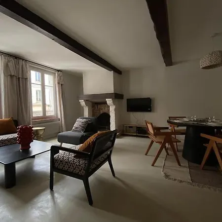 Apartment Au Vieux Bassin